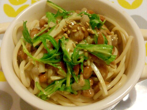 えのきと水菜と三十雑穀米の納豆パスタ☆ごま油風味
